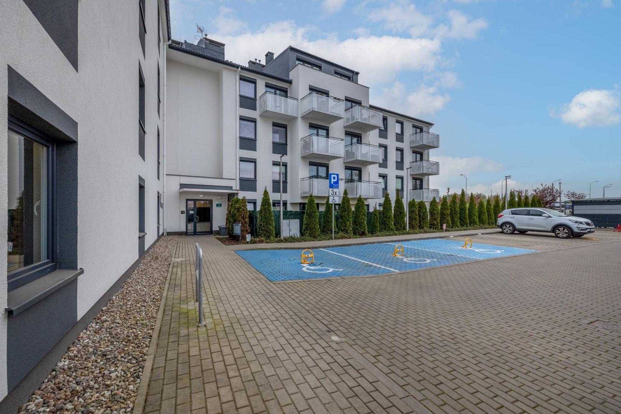 Flaminga Two-level